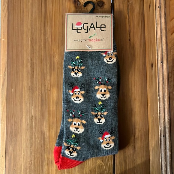 Christmas Reindeer Socks - Picture 1 of 4